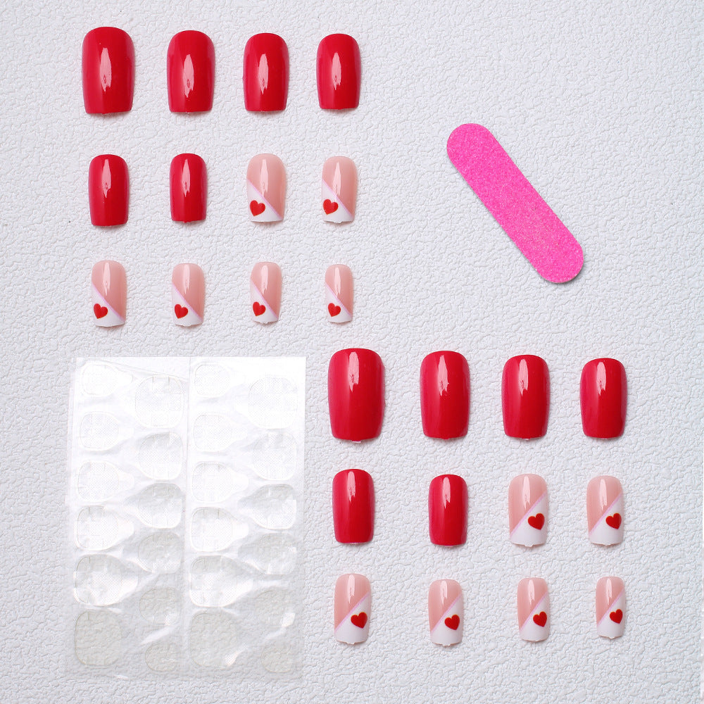 Herz-verzierte Press-On Nagelkunst Brehn