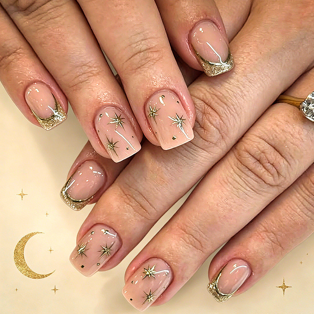 Luxuriöses, mit Sternen verziertes Nagelkunst-Set Brehn