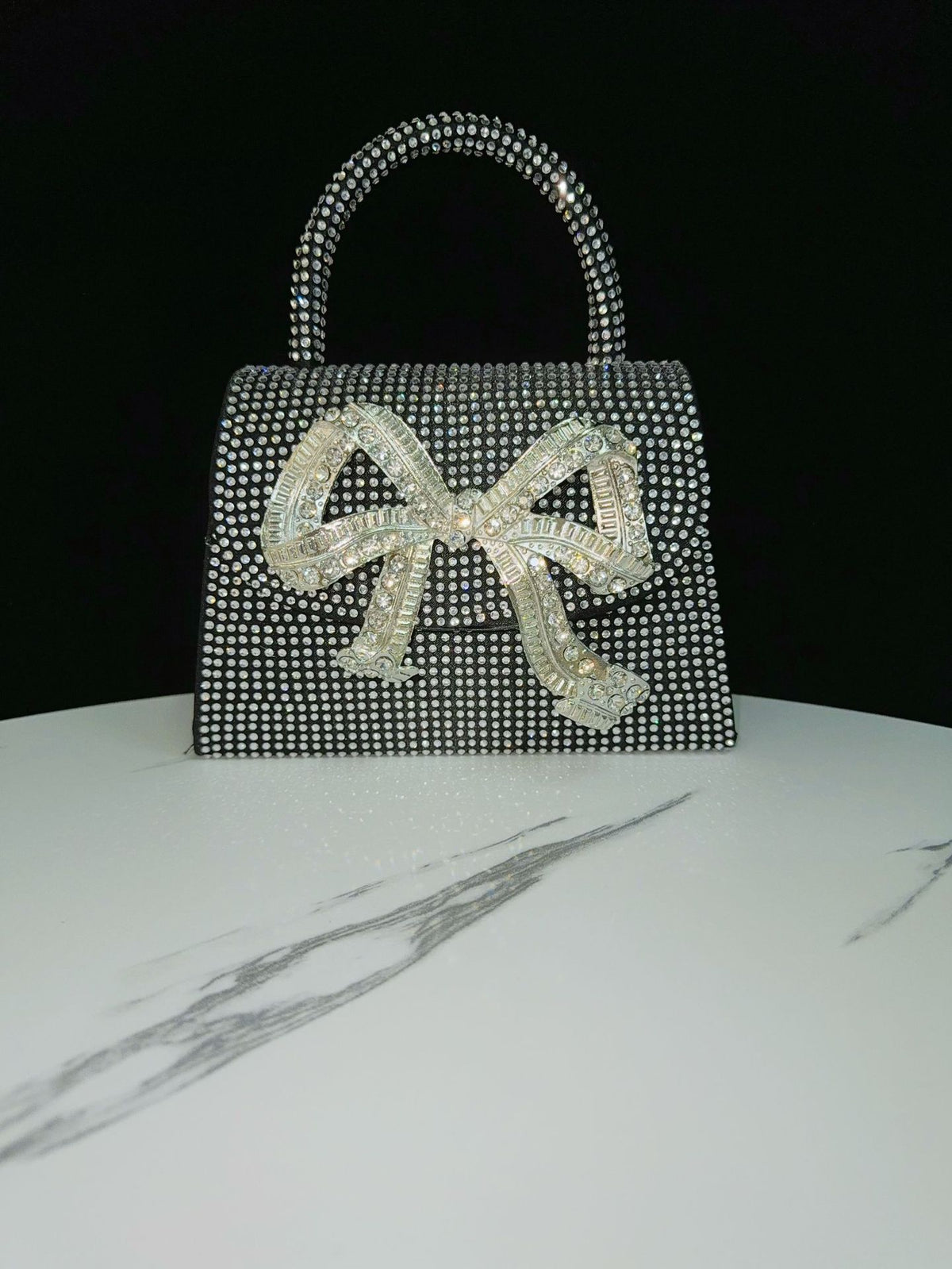 Rhinestone Schleifen-Clutch