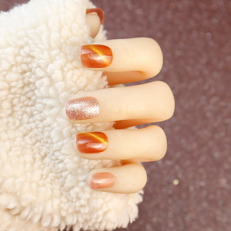Natürlicher Glänzender Press-On Nagelset Brehn