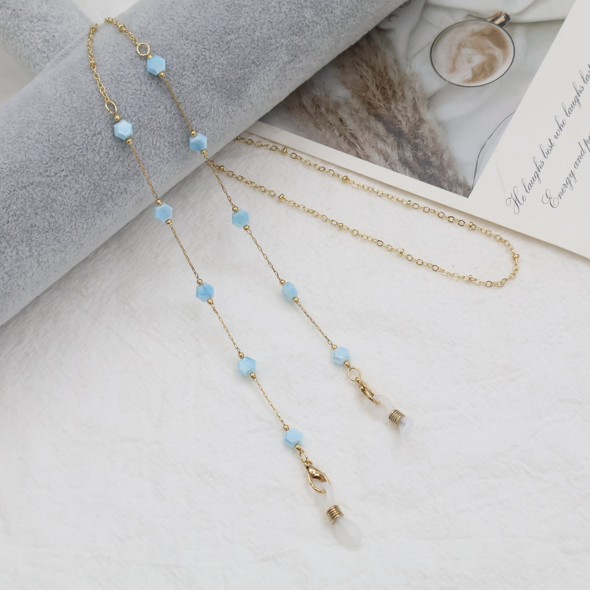 Elegante goldene Ketten Halskette mit Edelsteinen Brehn