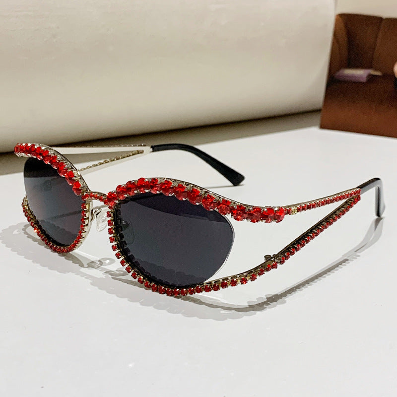 Damen Glamouröse Sonnenbrille mit funkelnden Kristallakzenten Brehn