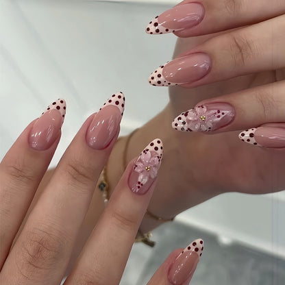 Thematisches Floral Press-On Nail Set Brehn