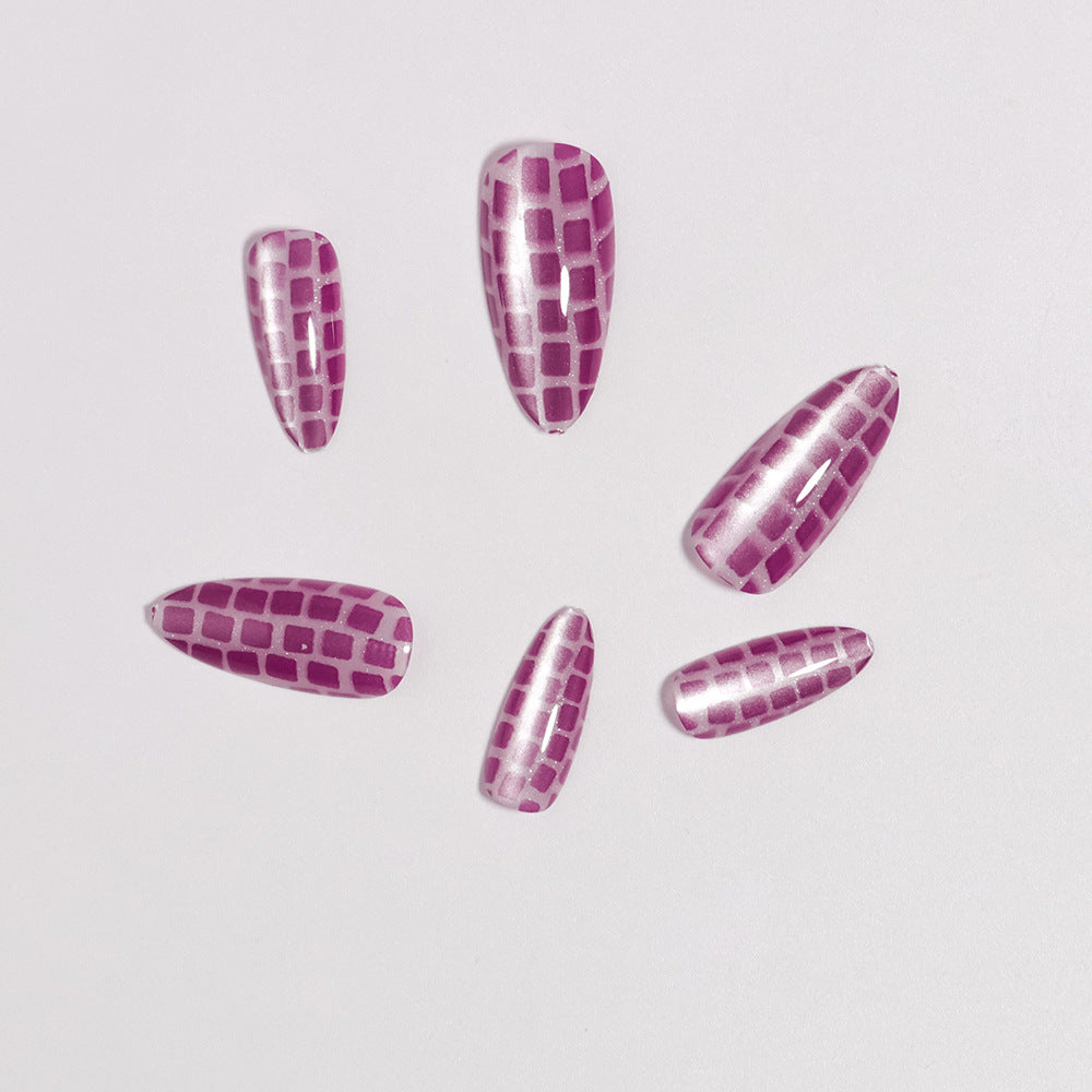 Glossy Stiletto Press-On Nails Set mit Reflective Design Brehn