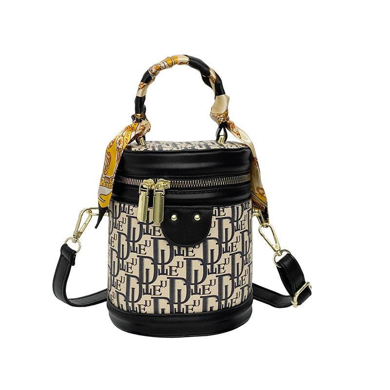 Dekorative runde Handtasche