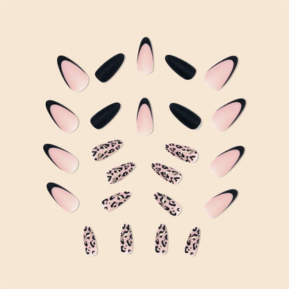 Elegante Stiletto Nagelkunst