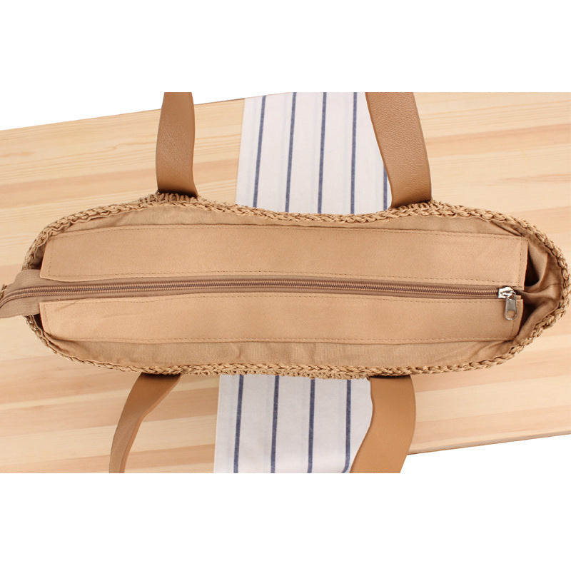 Weitläufige Strohtasche mit Eleganten Ledergriffen Brehn