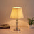 Elegante Tischlampe  1788617625