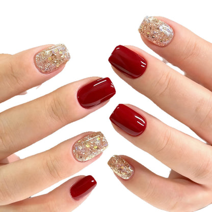 Glänzende Gel-Nagelkunst-Erweiterungen Brehn