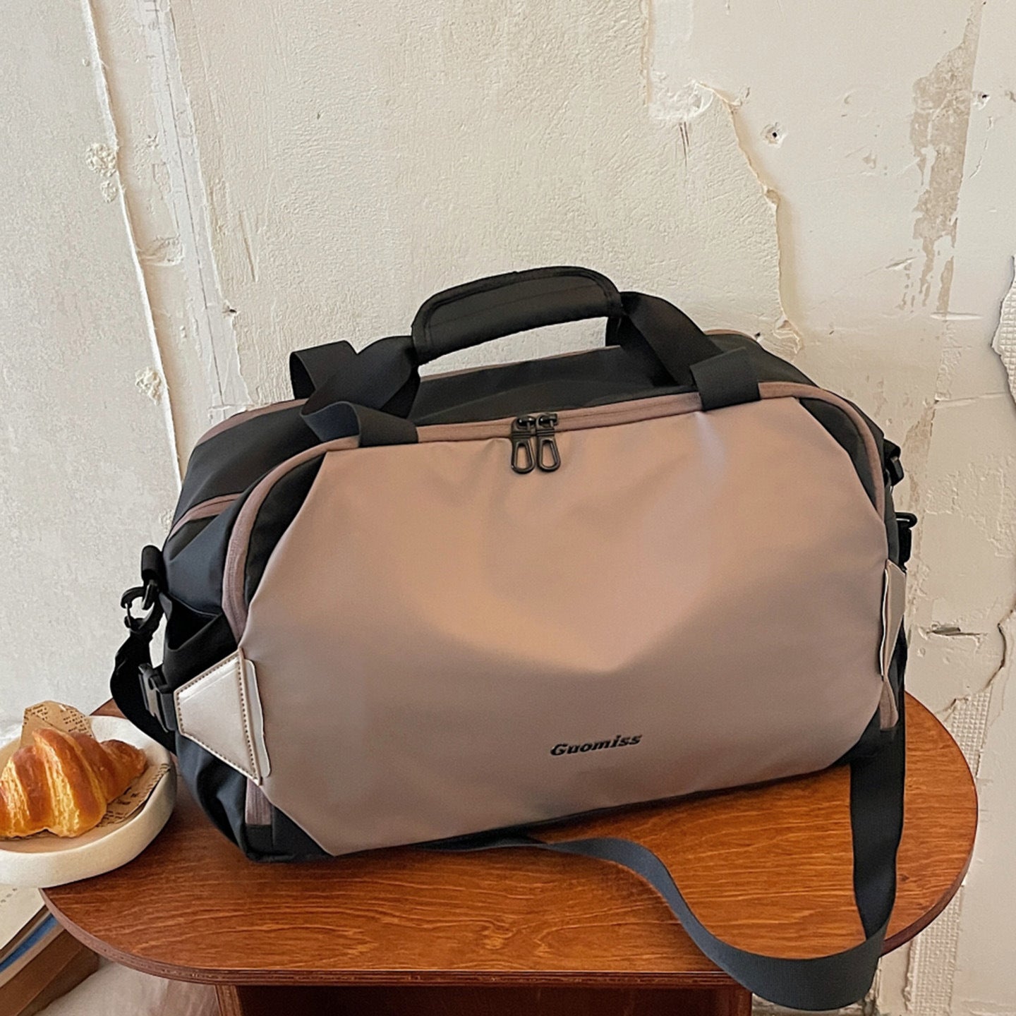 Vielseitige wasserabweisende Reisetasche Brehn