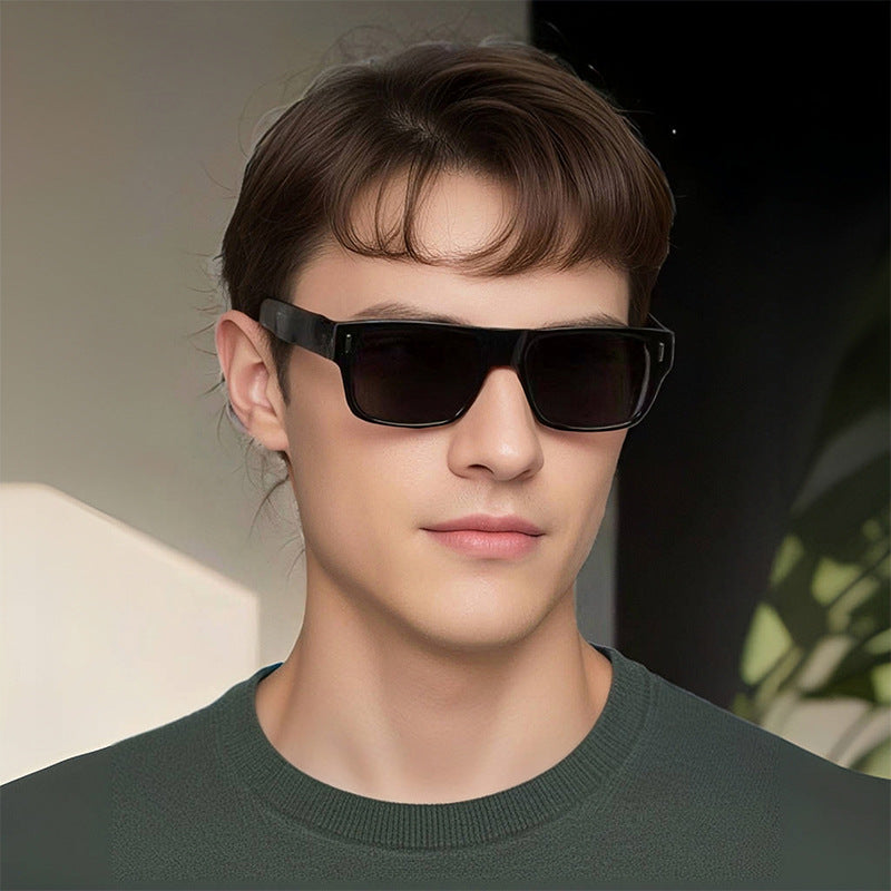 Damen Sonnenbrille im modernen quadratischen Design Brehn