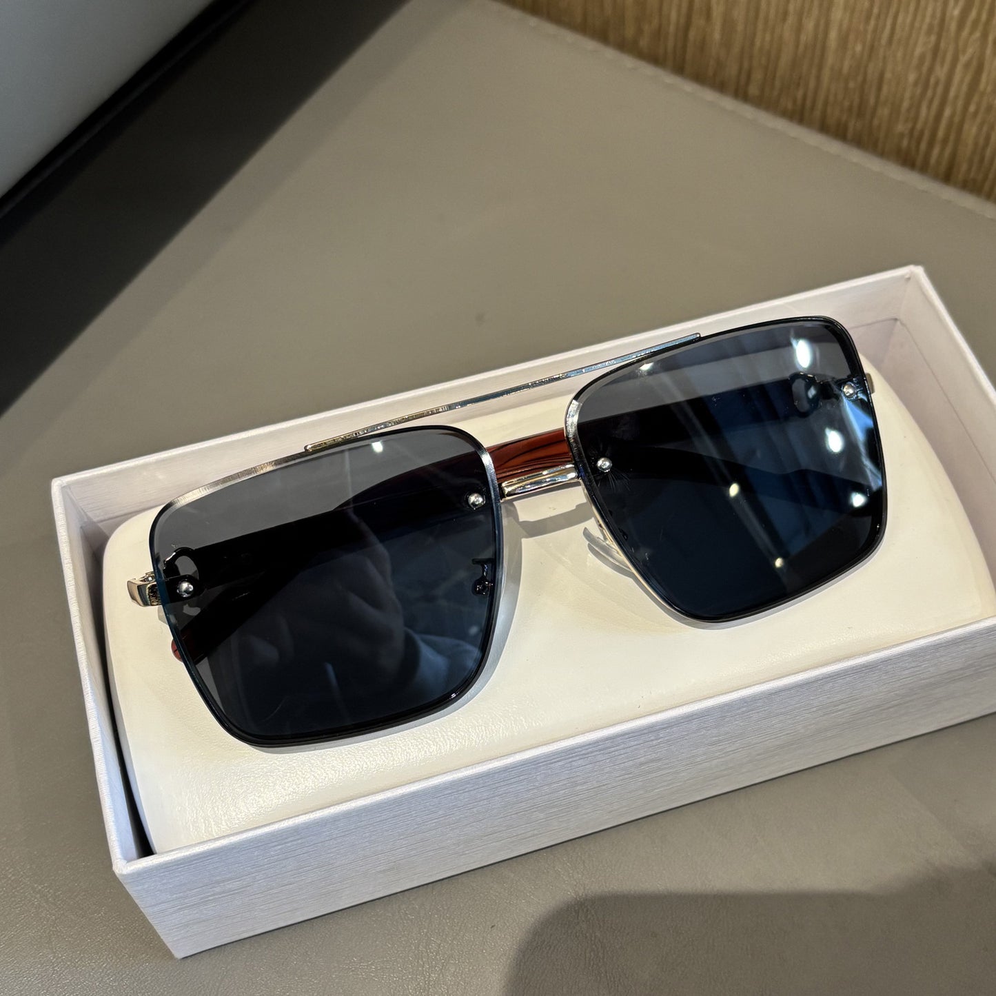 Oversized quadratische Rahmen-Sonnenbrille Brehn