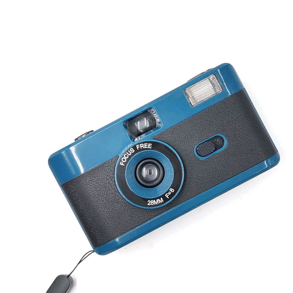 Wiederverwendbare 35-mm-Filmkamera mit Blitz Brehn
