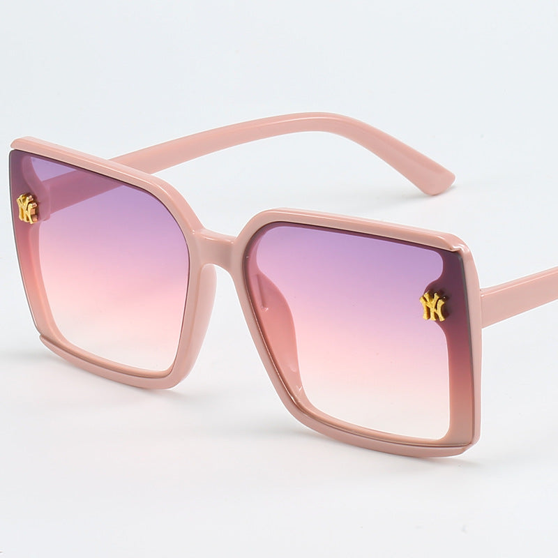 Damen Oversized-Sonnenbrille mit eleganten Gläsern Brehn