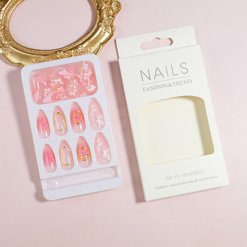 Premium Press-On Nail Set mit dekorativen Akzenten Brehn