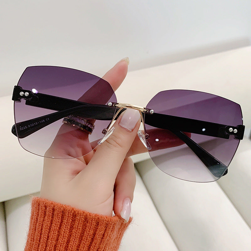 Damen Modische Schildpatt-Sonnenbrille mit goldenen Akzenten Brehn