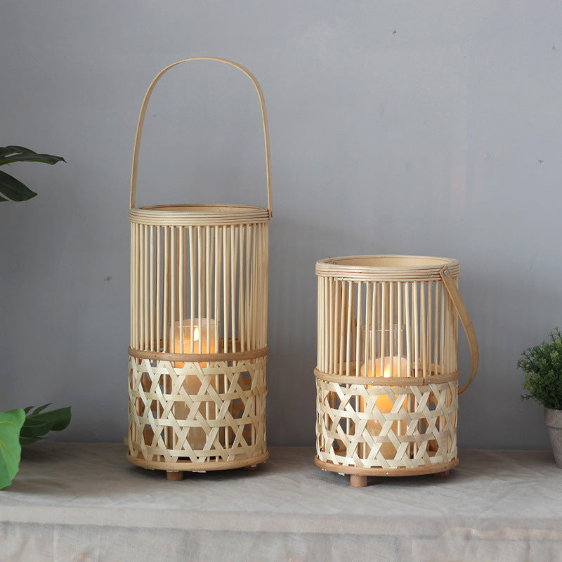 Handgefertigte Laterne aus Rattan Brehn