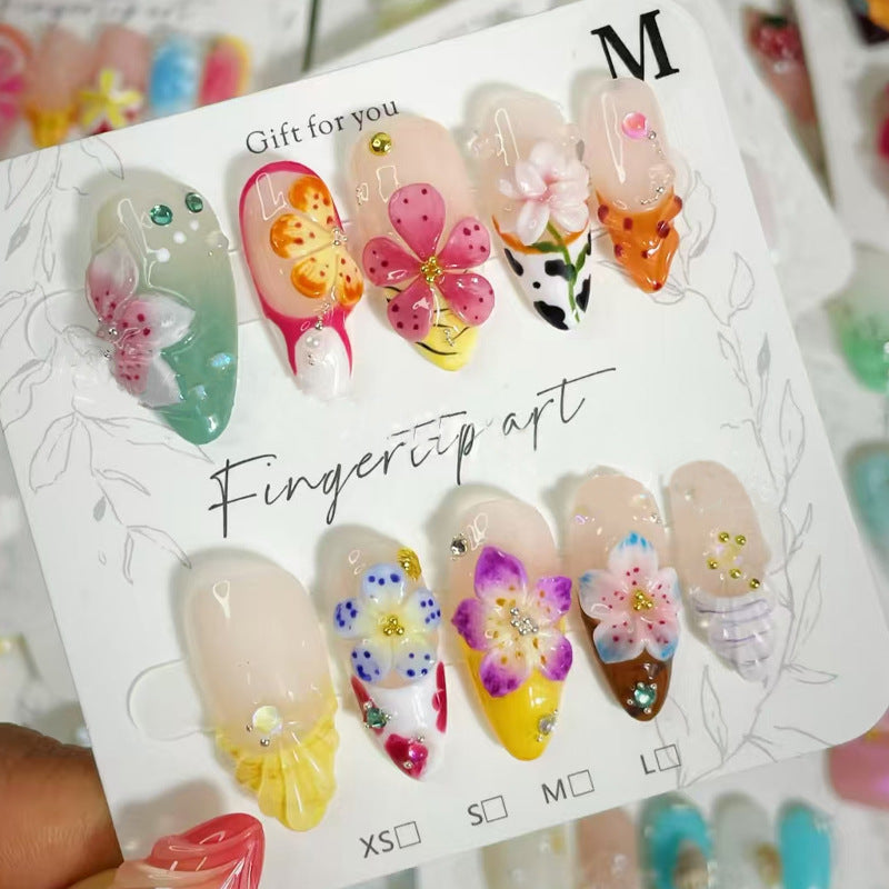 Künstlerische handbemalte florale Press-On Nagelkunst Brehn