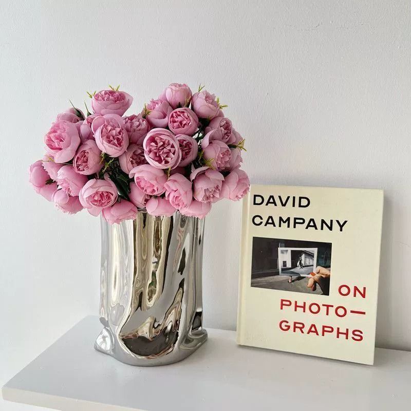 Elegante Kunst-Päonien-Blumenstrauß