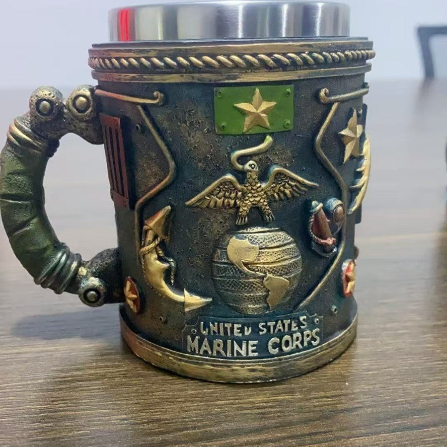 Boxhandschuh-förmige Kaffeetasse Brehn