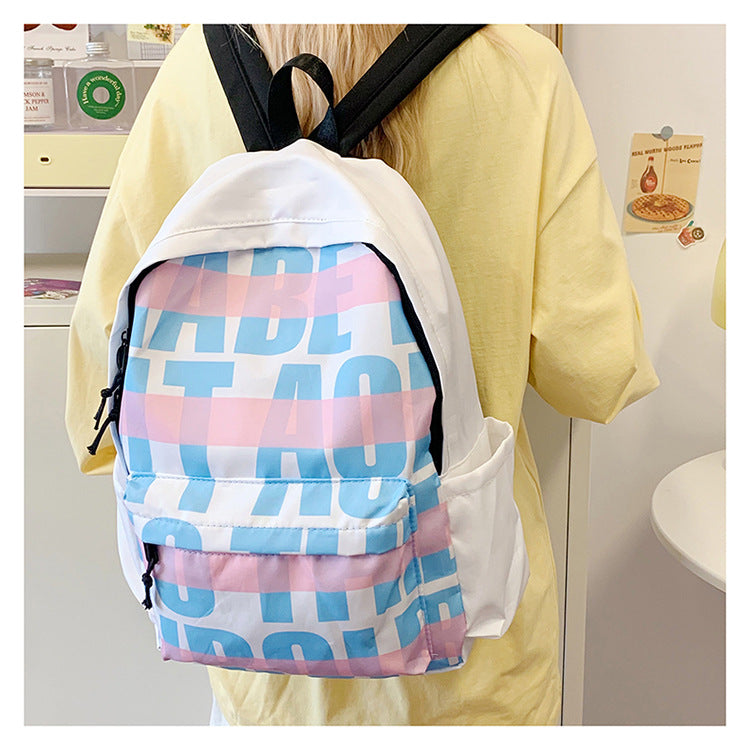Freizeitrucksack mit Auffälligem Grafischem Design und Praktischen Fächern Brehn