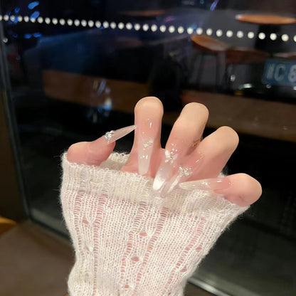 Skulptierte Acrylnagelverlängerungen