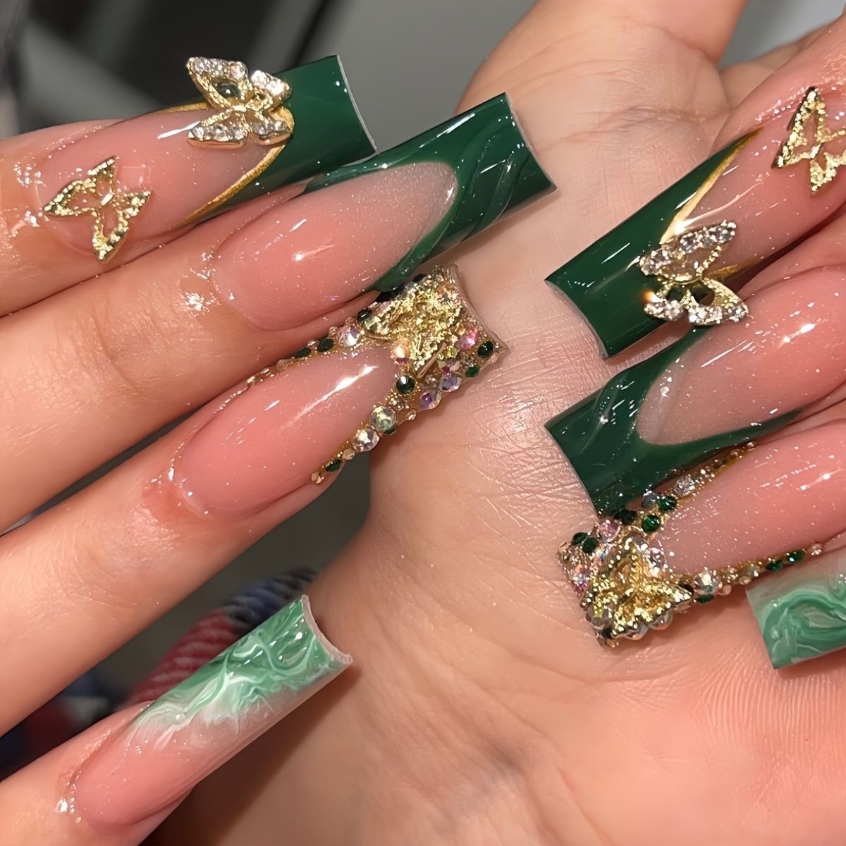 Künstlerische 3D Schmetterling Nagelverlängerungen Brehn