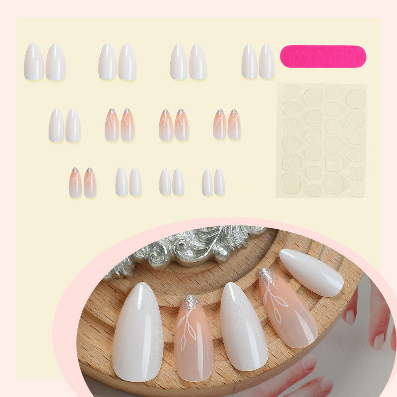 Luxuriöses Faux Finish Press-On Nagelset mit elegantem Blumenmuster Brehn