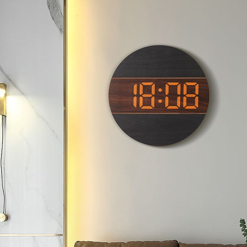 Kreative Digitaluhr im modernen Holzdesign Brehn