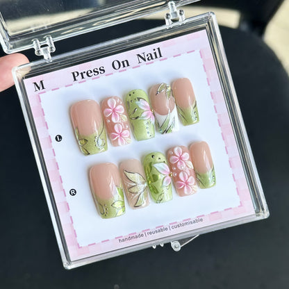 Dekoratives Handgefertigtes Press-On Nagelkunstset mit von Strand inspirierten Designs