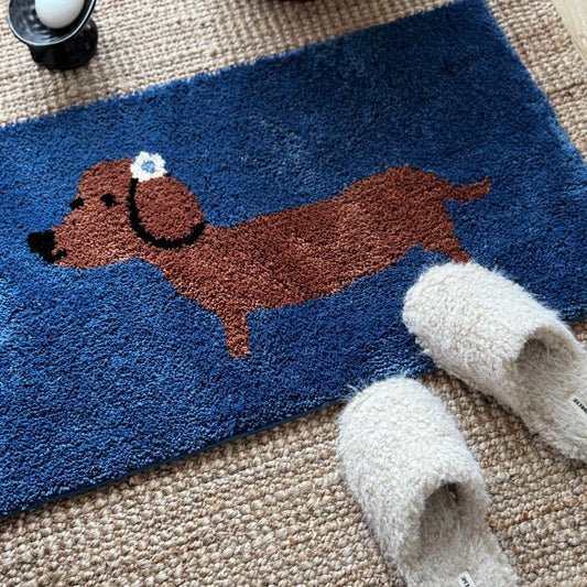Hand-getufteter Baumwoll-Chenille-Vorleger mit verspieltem Dackelmotiv