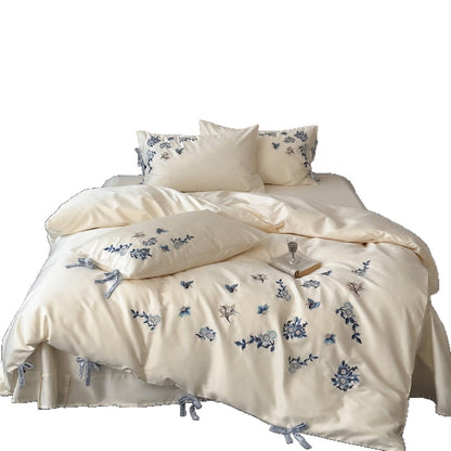 Besticktes florales Bettbezug-Set mit gebundenen Eckenbändern