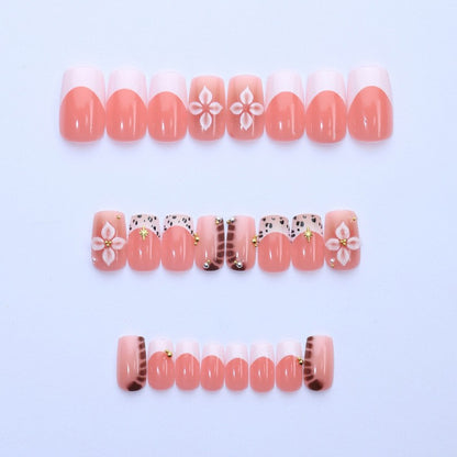 Künstlerisches dekoratives Press-on-Nagelset Brehn