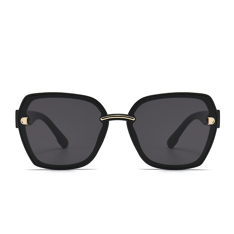 Damen Sonnenbrille mit stilvollem, quadratischem Rahmen und eleganten Details Brehn