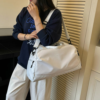 Geräumige leichte Reisetasche Brehn