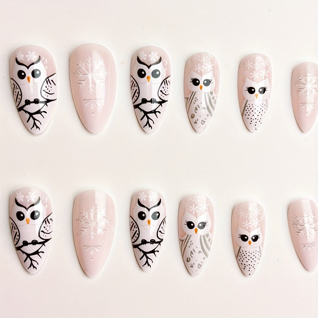 Kreative Nagelkunst Brehn