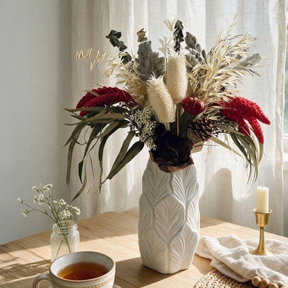 Künstlerisches Getrocknetes Blumenarrangement