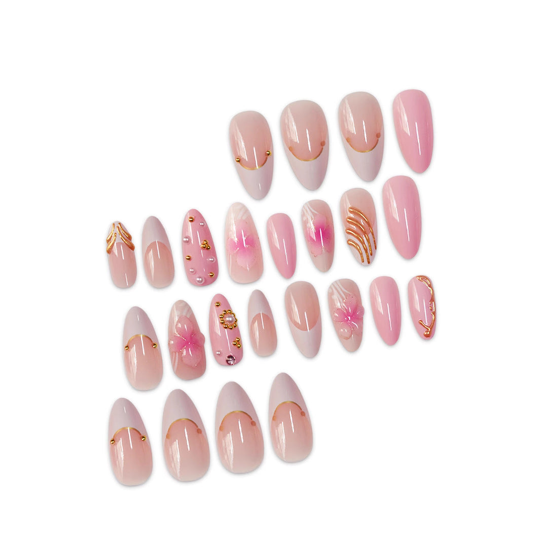 Künstlerische florale Nagelkunstverstärkungen Brehn