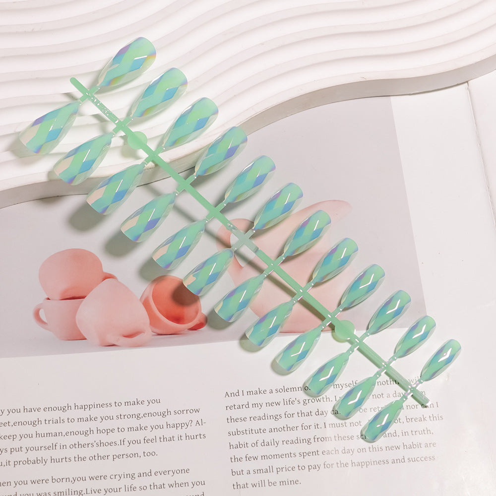 Künstlerisches Press-On-Nagel-Set mit geometrischem Design Brehn