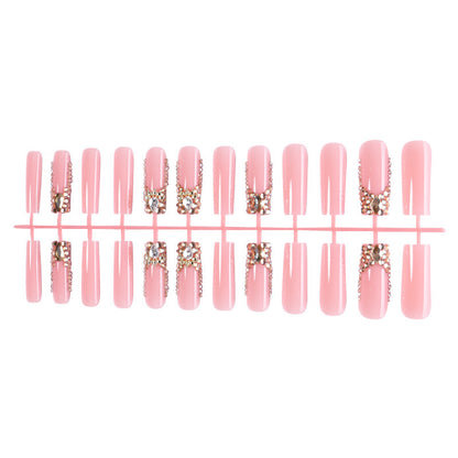 Kunstnagelset mit Glitzerverzierungen Brehn