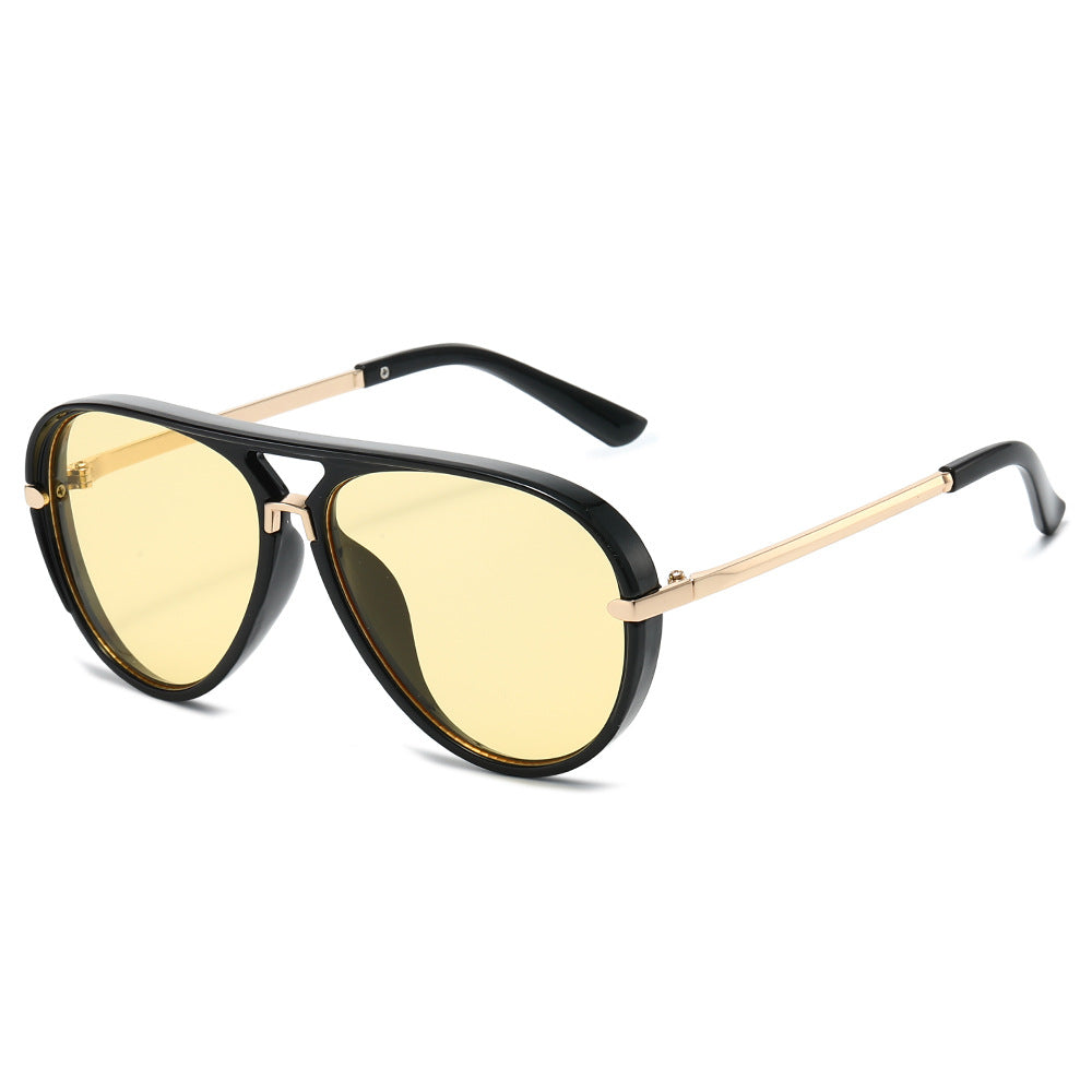 Elegante Aviator-Sonnenbrille mit goldenen Akzenten Brehn
