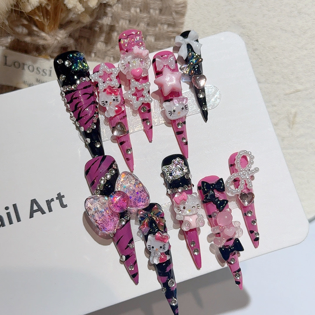 Dekoratives Press-On Nagelkunst-Set