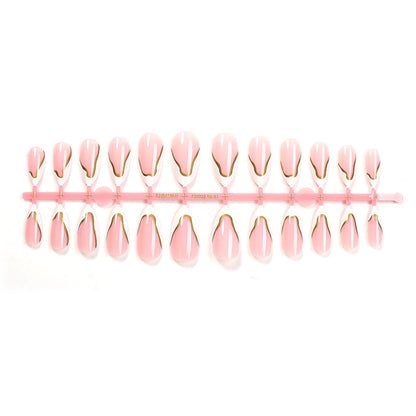 Kunstnagelset mit elegantem Goldrand und zartem Rosa Brehn