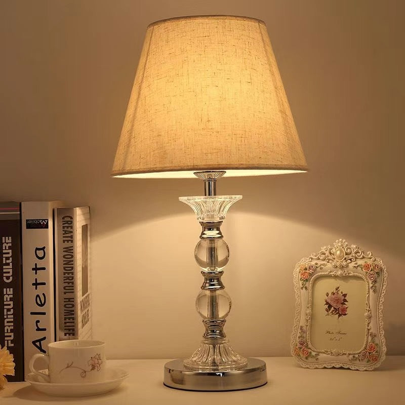 Elegante Blumenmuster Akzent Tischlampe