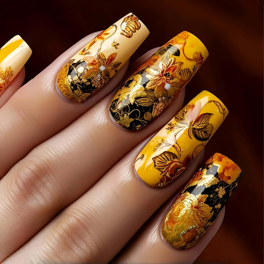 Kunstvolle Nagelverlängerungen mit Eleganten Spitzen Brehn