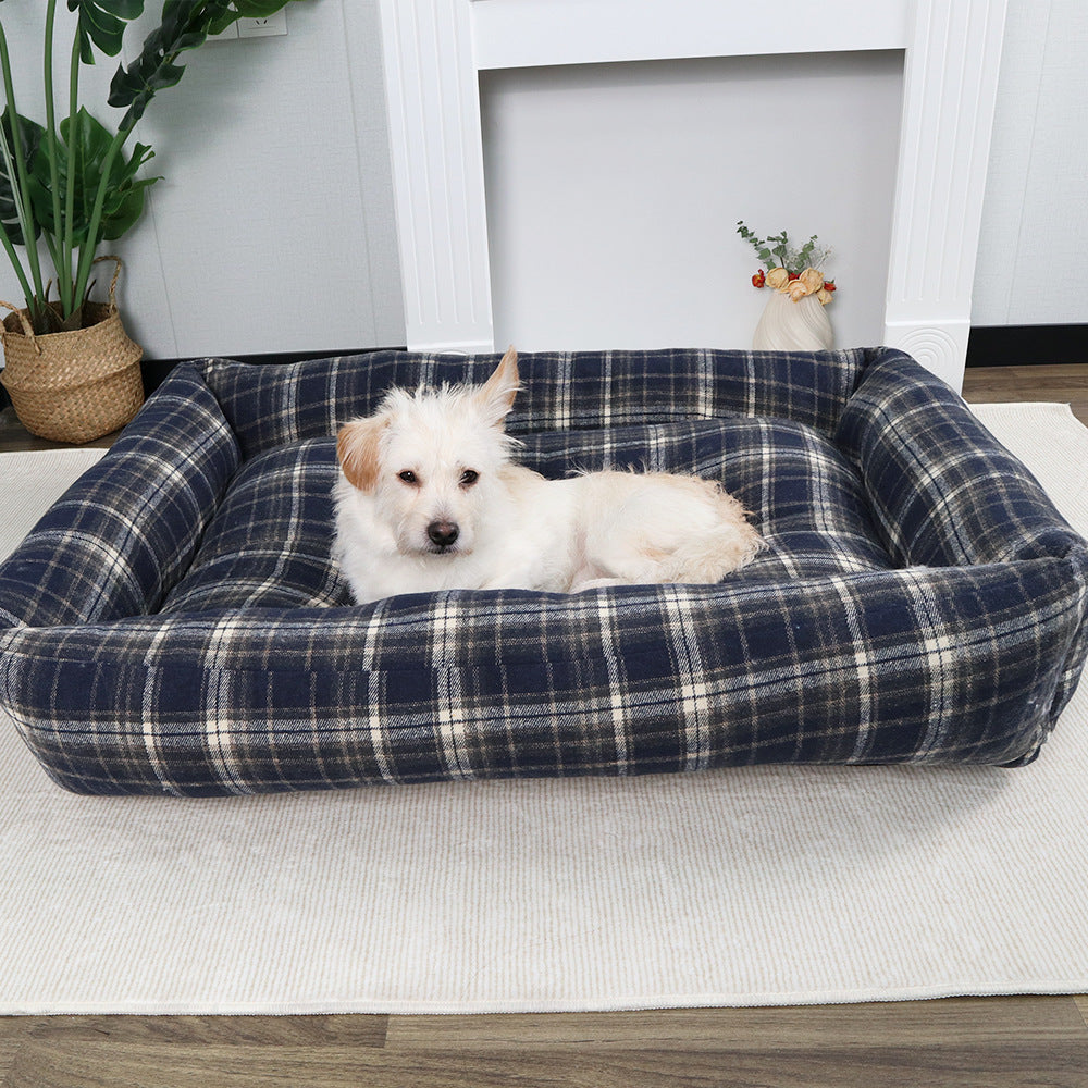Gemütliches fleecegefüttertes Hundebett