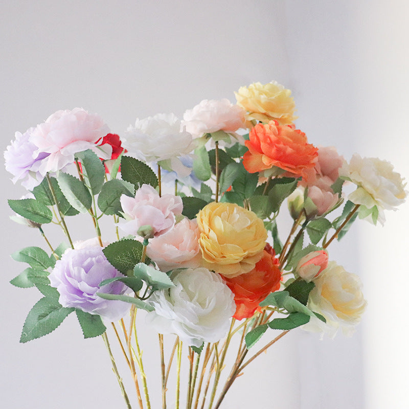 Elegante künstliche Rosenstängel