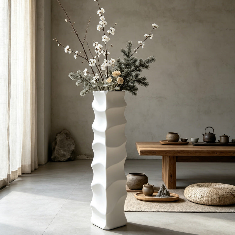 Dekorative Slim Wave Vase Brehn