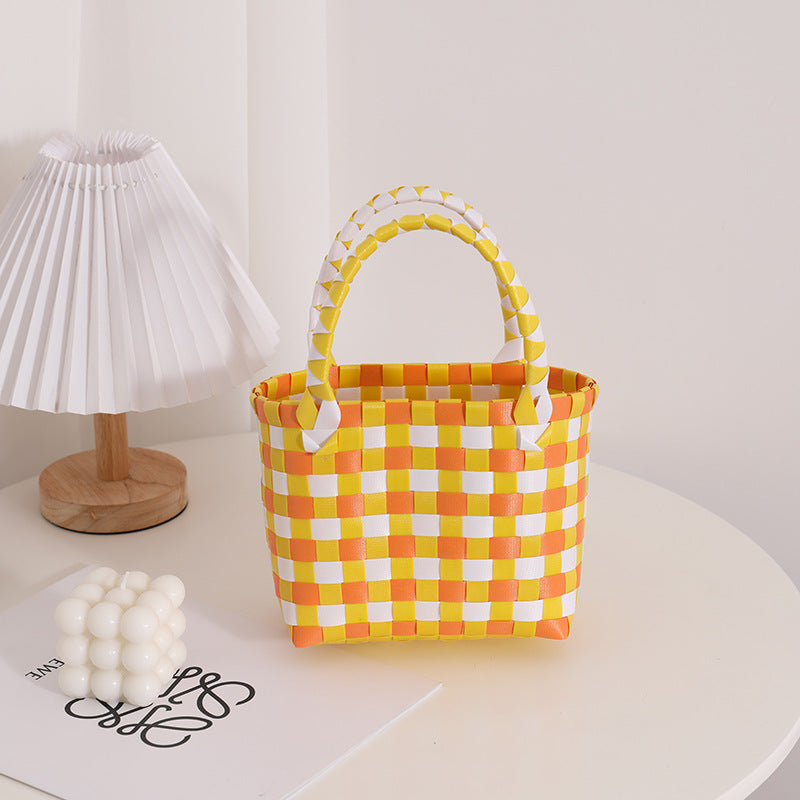 Damen Handtasche aus geflochtenem Kunststoff mit fröhlichem Muster Brehn