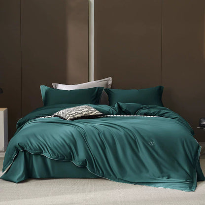 Seidiges Satin Bettbezugset mit Kontrastpaspel und tiefem Rock